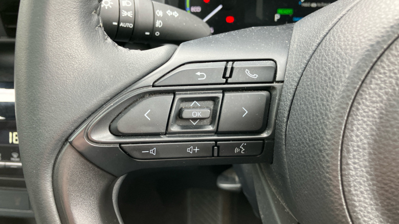 Toyota Yaris Cross 1.5 Hybrid Dynamic AWD 5dr CVT Hybrid Estate